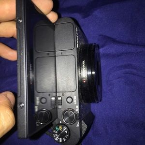 Sony DSC-HX80